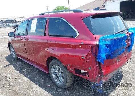 2022 Toyota Sienna Xle из США, поврежденный, VIN 5TDYRKEC7NS092140